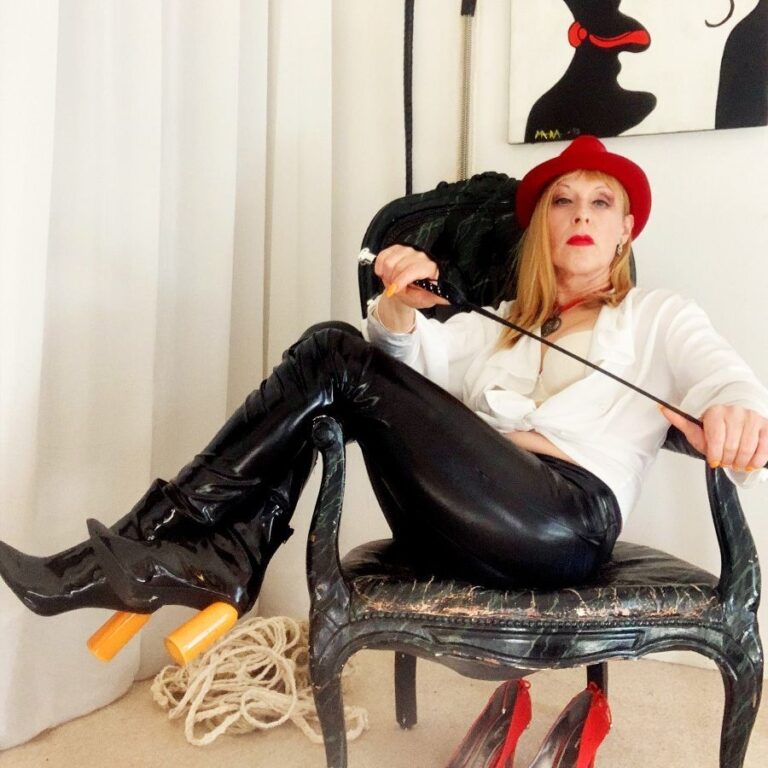 ts-lady-mahara-in-berlin